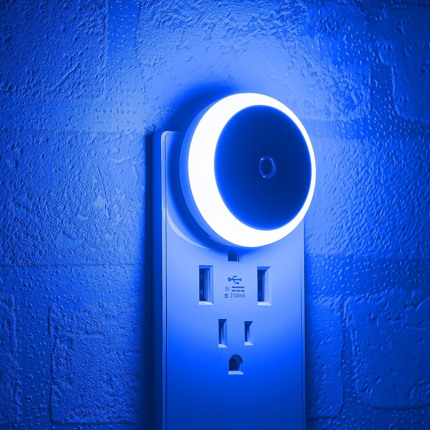 Blue LED Night Light with dusk to dawn auto sensor